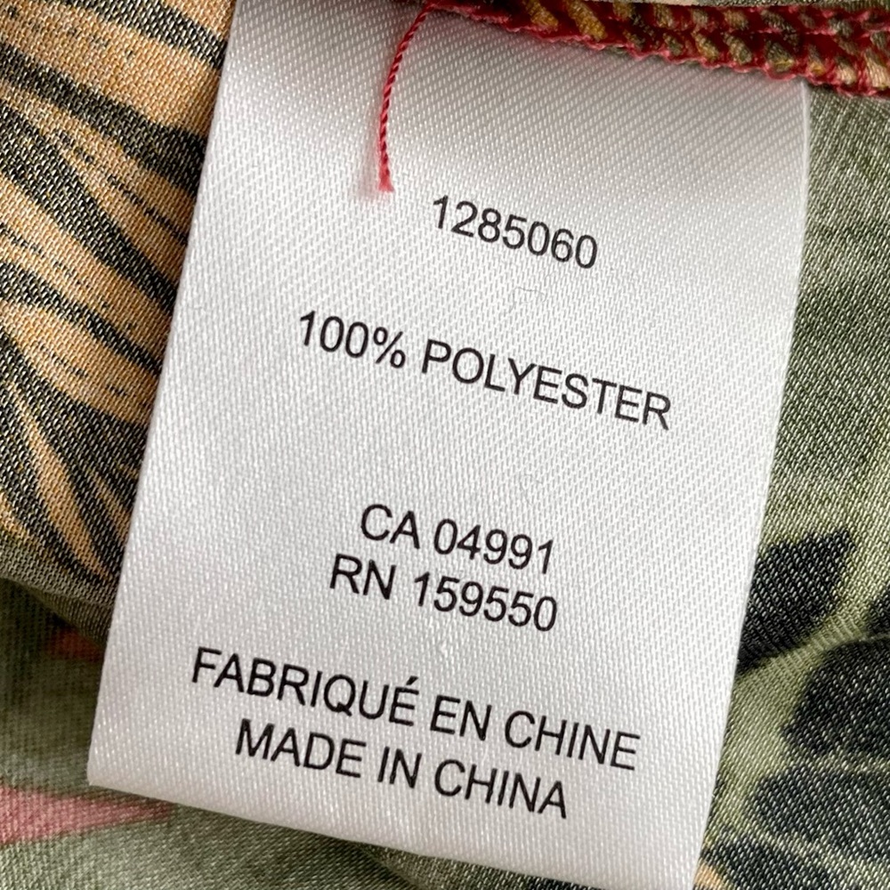 NWT Maison d’Amelie Paris Coral Tropical Print Cap-Sleeve V-Neck Blouse Top New - Picture 10 of 11